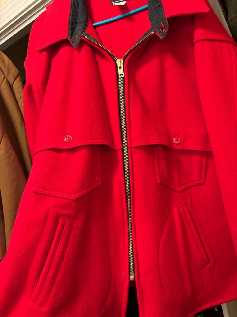 Red Men’s  Wool jack  shirt Zip-Front Jacket
Johnson wool size 3 x extras added